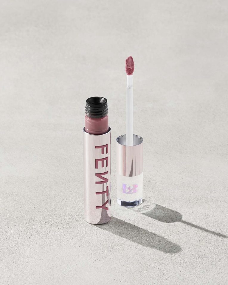 FB_POSTHOL22_T2PRODUCT_CONCRETE_FENTY_ICON_VELVET_LIQUID_LIP_OPEN_C_SUITE_HEAR_1200x1500_c9d85d13-ef80-470a-916b-e2fda347f524